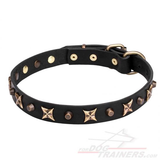 C127 - PRICE LEVEL 2 -'Four Cornered Stars' Leather Dog Collar with Old Bronze-plated Decoration